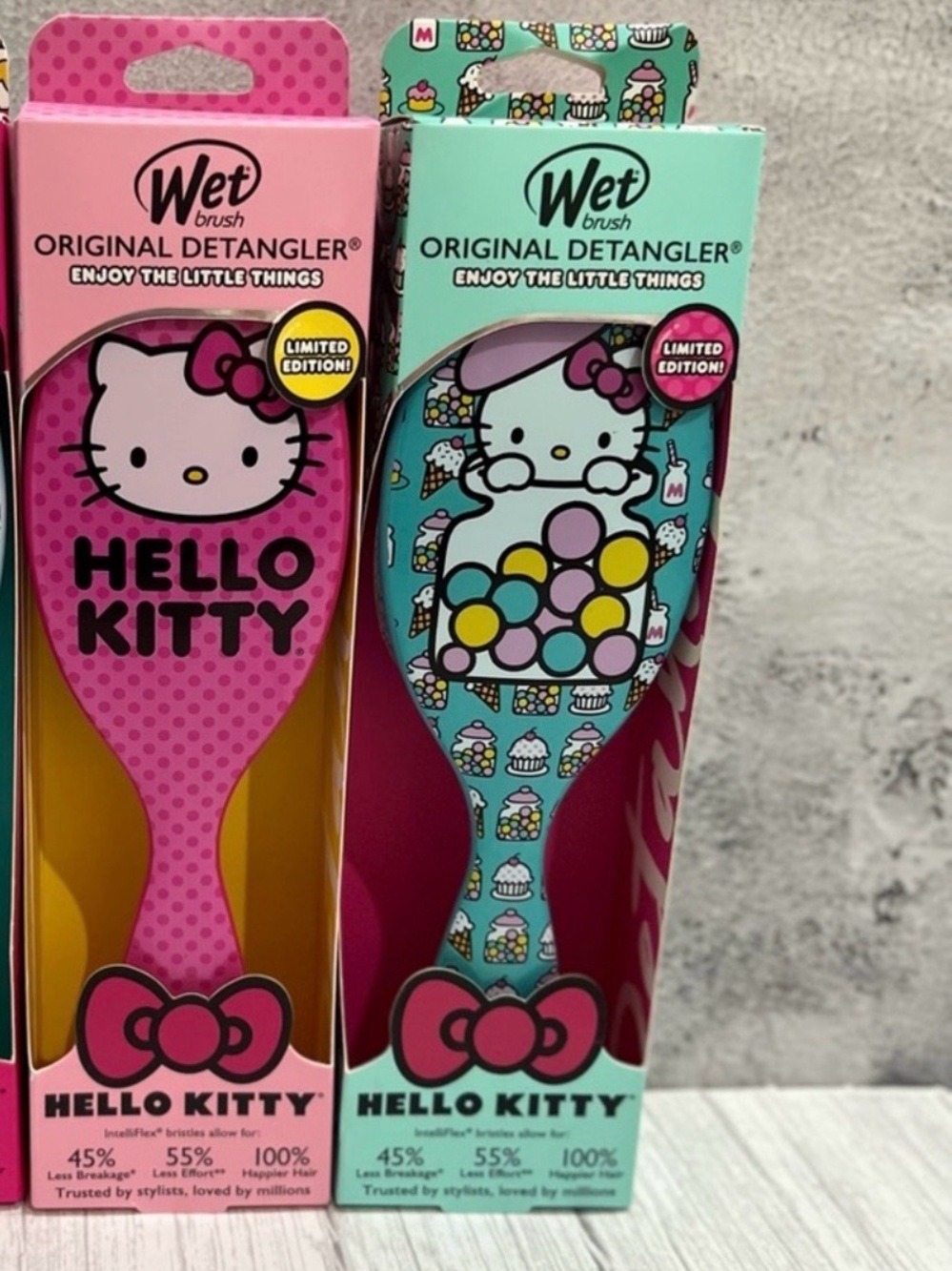 Wet Brush Hello Kitty Original Detangler Hair Brush - Pink & Aqua